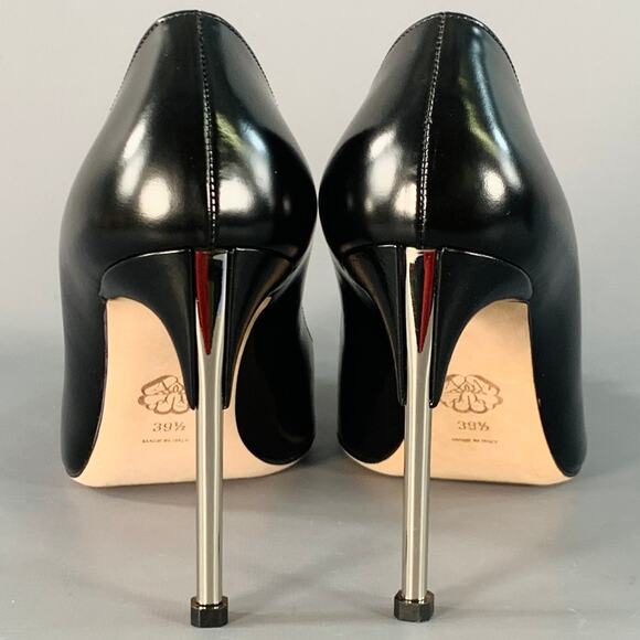 ALEXANDER MCQUEEN Size 9.5 Black Silver Spikes Leather Stiletto Heels Pumps - Picture 3 of 10